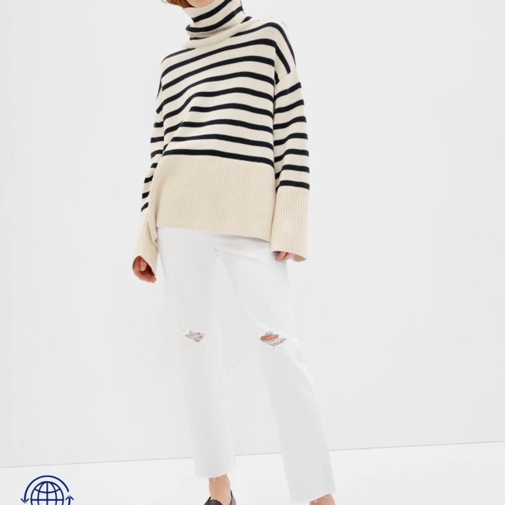 (HP)GAP Sky High Rise Cheeky Straight Jeans with Washwell
